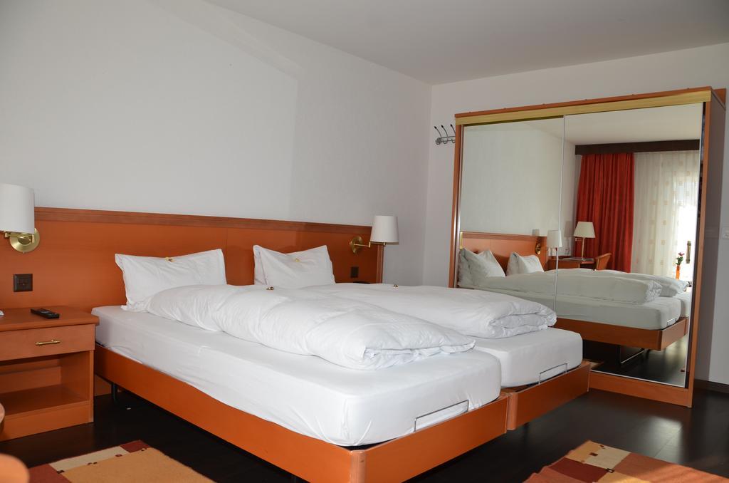 Hotel Tenne Saas Fee Eksteriør billede